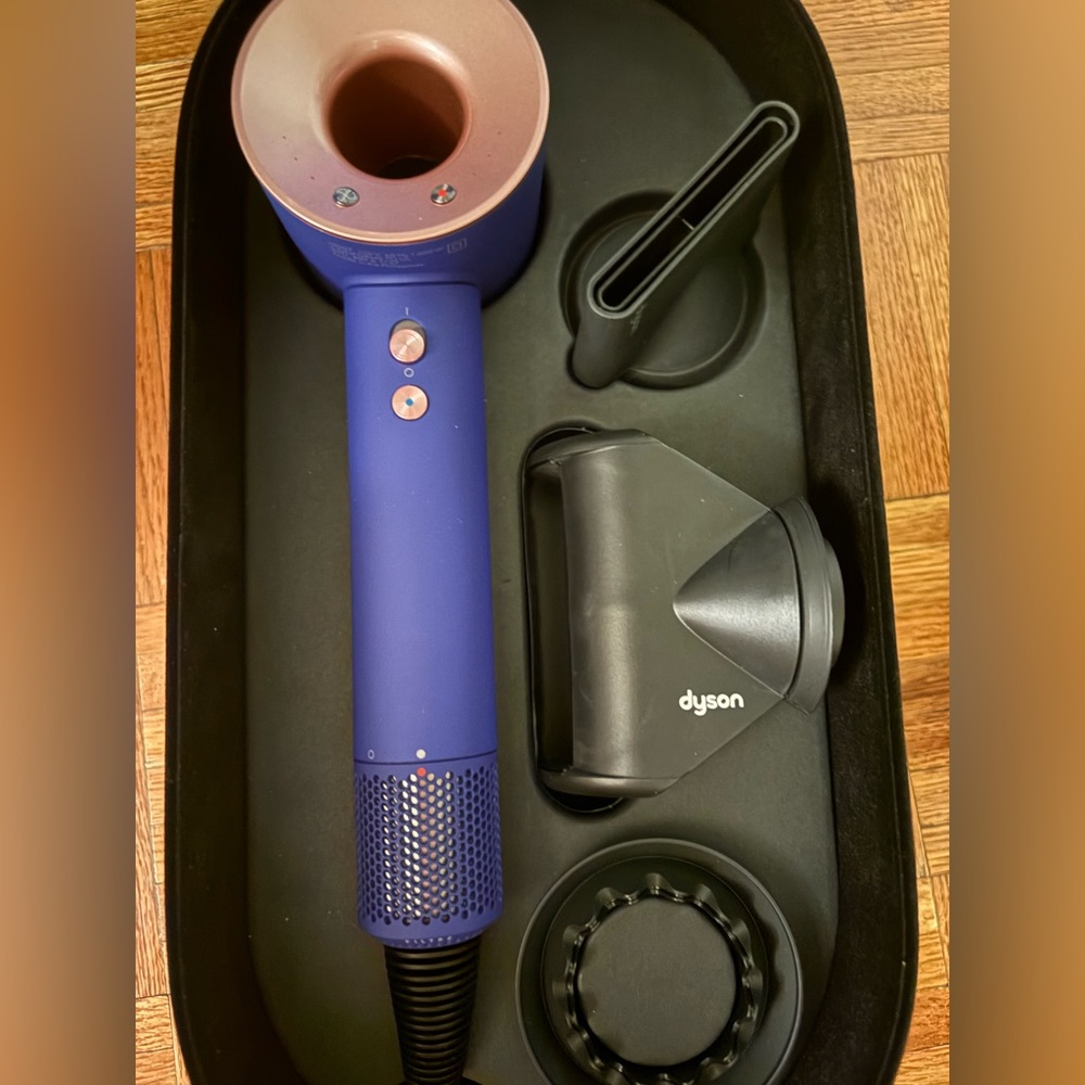 Dyson Supersonic Hair Dryer special in vinca blue and rose new with box - Picture 8 of 16